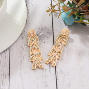 Pair of mama Mother's Day Champagne Beaded Earrings