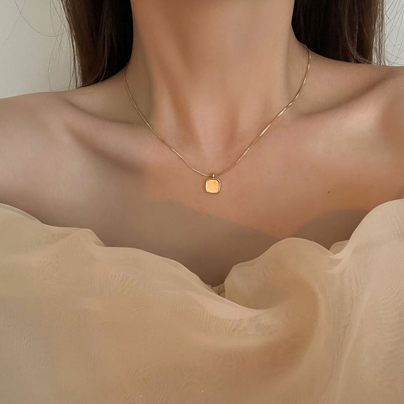 Wholesale square shell necklace clavicle chain sier plated necklace