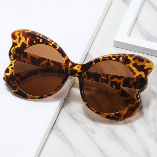 Wholesale New Butterfly Frame PC Sunglasses