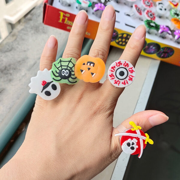 O1CN01OEEuSW29coTdVkRUi_2354918089-0-cib Wholesale of Halloween Luminescent Plastic Children's Rings