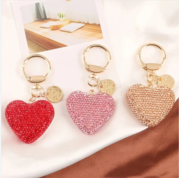 O1CN01OIdpnv2Jx6ME60ZPC__2922119487-0-cib Wholesale Zinc Alloy Full Diamond Peach Heart Keychains