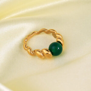 18K gold emerald / 5.