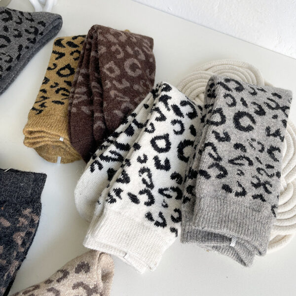 Wholesale Leopard Print Socks, Medium Tube Socks, Winter Warm Wool Socks