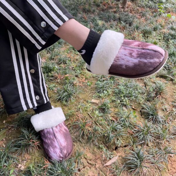 Wholesale Autumn and Winter Plush Slippers