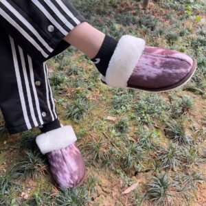 Wholesale Autumn and Winter Plush Slippers