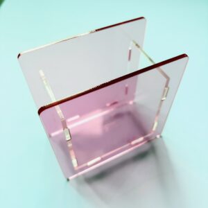 Light pink pen holder