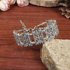 K831 silver