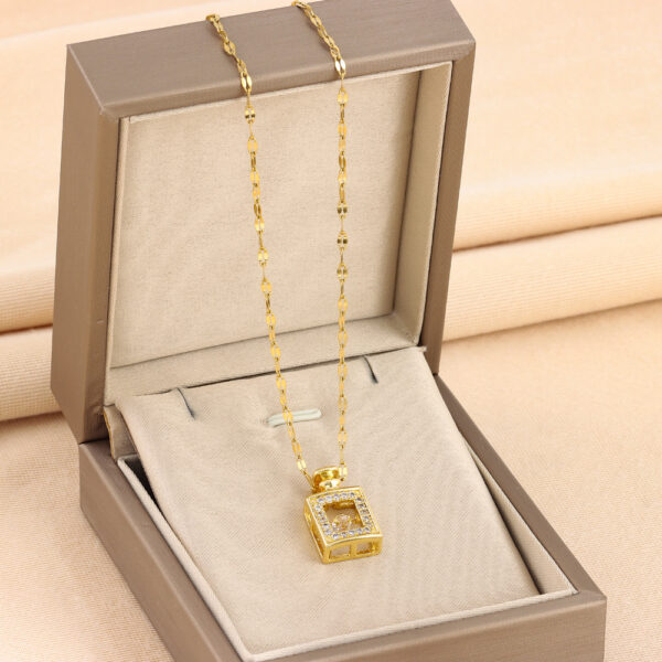 Wholesale Perfume Bottle Collarbone Stainless Steel Necklace