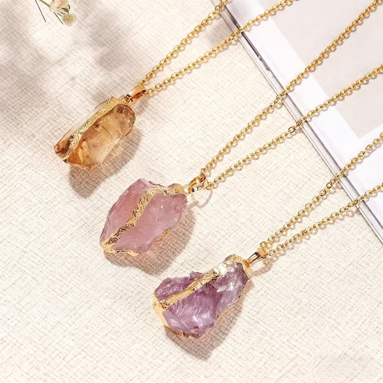 Wholesale Natural stone irregular raw stone crystal gilded pink crystal necklace