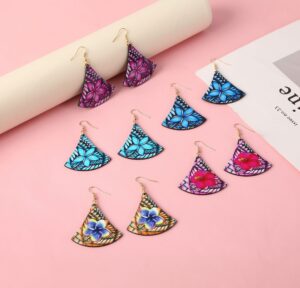 Wholesale Autumn/Winter Triangular Ginkgo Leaf Scalloped Acrylic Earrings
