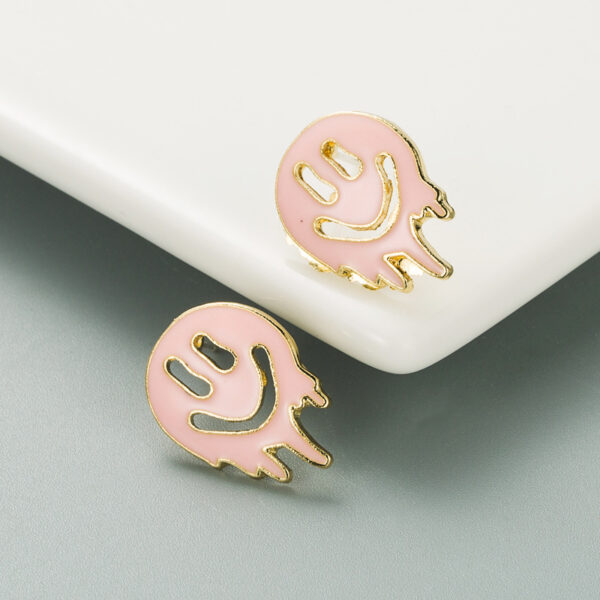 Wholesale Alloys Drops Oil Smiley Earrings