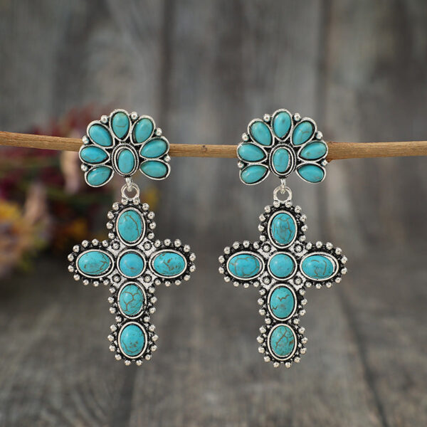 O1CN01PUHHZX1qyMeTs7pqD__2206372095564-0-cib Wholesale Western Style Vintage Cross Stitching Half Flower Inlaid Turquoise Earrings