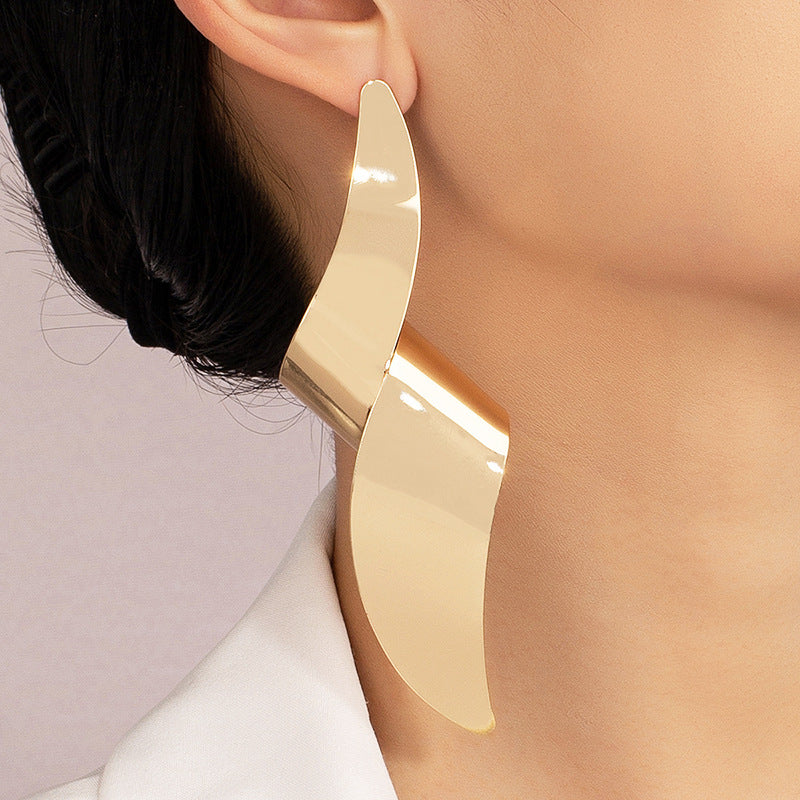 Wholesale Spiral Large Size Exaerated Earrings