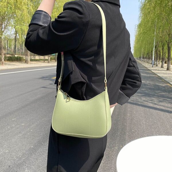 Wholesale PU Dumpling Style Fashion Handy Shoulder Bag