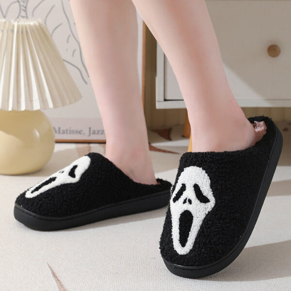 O1CN01Pq7nhQ2CU3vWd4u6f__2050288476-0-cib-1 Wholesale Winter Halloween Home Comfortable Thick-soled Warm Indoor Couple Cotton Slippers
