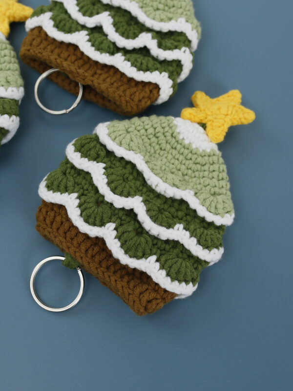 Wholesale Handmade Yarn Christmas Tree Hand Knitted Key Bag