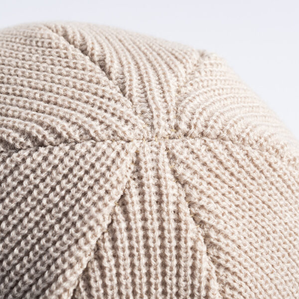 Wholesale Yuppie Cold Hat Acrylic Knitted Hat