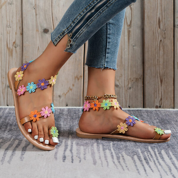 O1CN01Q0bpgg211hZHC3ISP_2206815836925-0-cib Wholesale Pu Bohemian Colorful Flower Flat Sandals