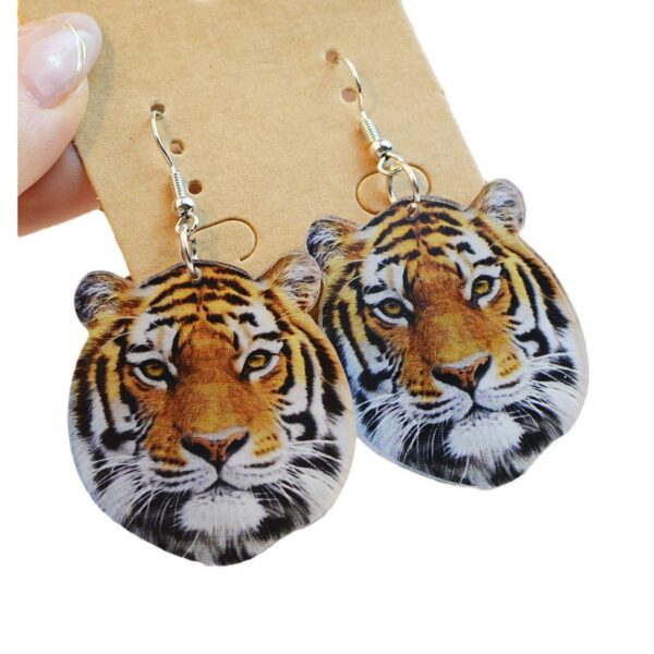 O1CN01Q34ubl2HKyDG184yt_3294559133-0-cib Wholesale Tiger Head Double Sided Printed Leather Earrings