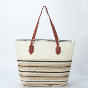 D type extra large striped model-off-white