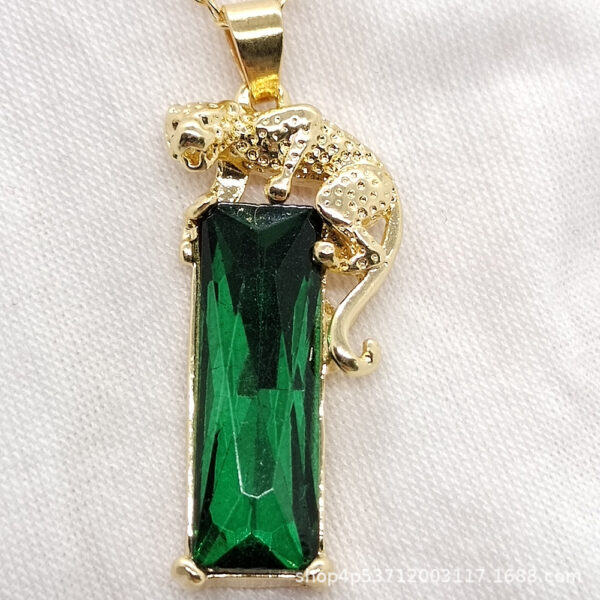 O1CN01QFAjjO21l2etYSLeZ_2210807617024-0-cib Wholesale Crystal Panther Pendant Alloy Necklaces