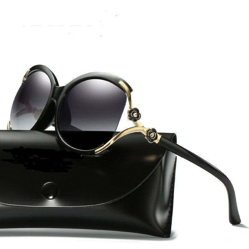 Wholesale Large Frame Hollow Camellia Sunglasses