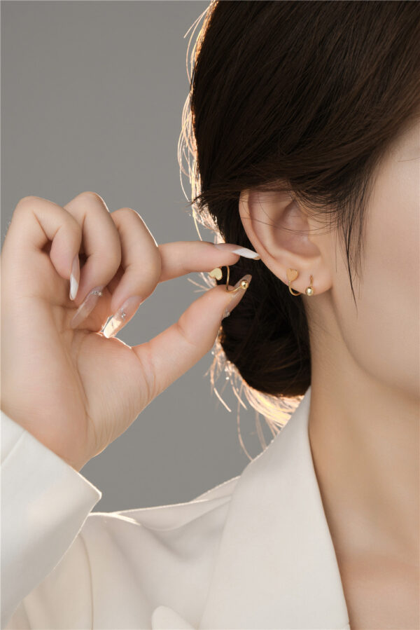 Wholesale Heart Spring Ear Studs Copper Earrings
