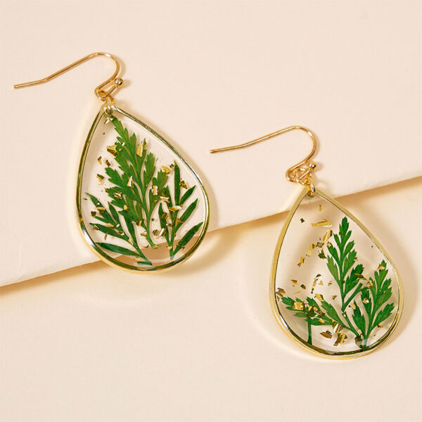 Wholesale Leaf Everlasting Flower Alloy Teardrop Earrings