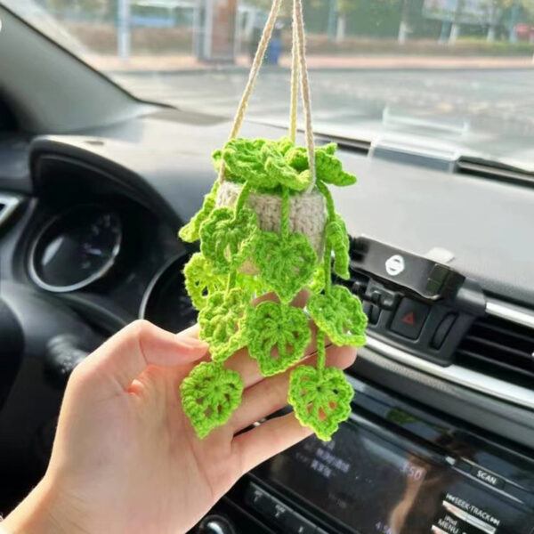 O1CN01QiRUw91bC4XhUBGYx_2208522883428-0-cib Wholesale Car Hanging Ornament Handmade Wool Crochet Chlorophytum Potted Plant