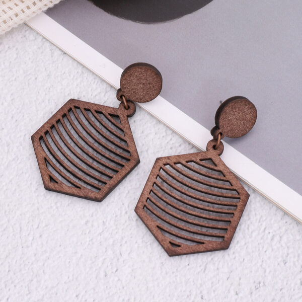 O1CN01QjlqXn1ftMUbH9Uqb_3172764064-0-cib Wholesale Vintage Geometric Hollow Line Wood Chip Earrings