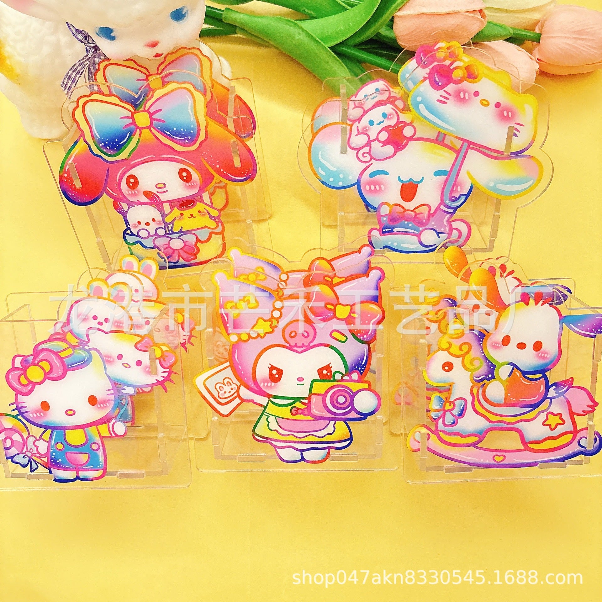 Wholesale 10cm pular cute Cartoon DIY Acrylic Pen Holder OLY Exclusive