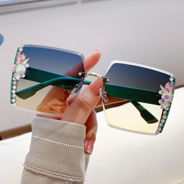 Wholesale UV Protection Large Frame PC Sunglasses