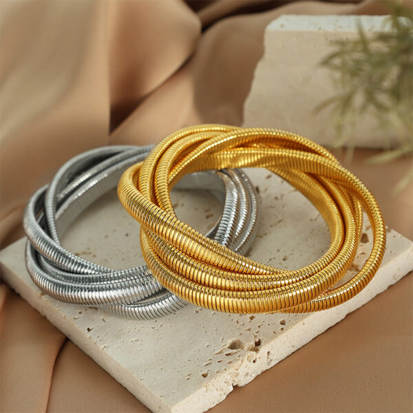 Wholesale 18K Gold Plated Four-layer Goose Throat Stretch Bracelet