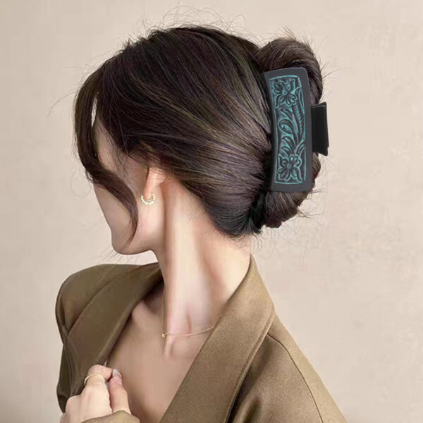 Wholesale Western Style Diamond Pattern Leather Hair Clip Shark Clip