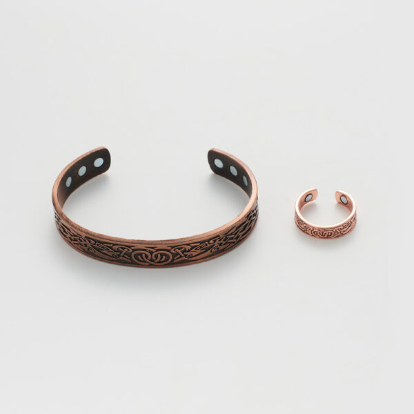 O1CN01S0JFrm1qpf8yF70zs_2207812985545-0-cib Wholesale Vintage Red Copper Magnet Simple Bracelet