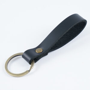 Oil skin Black (spot)