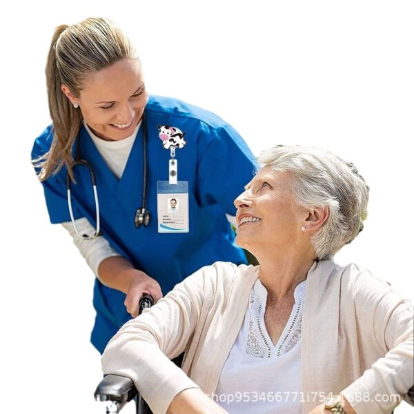 O1CN01S6QKUZ1Q2UbGjHCCO_2213922901918-0-cib Wholesale Cow Badge Scroll Retractable Keychain