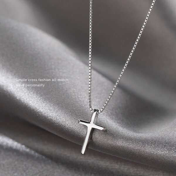 O1CN01SFoKLI2CI9QkLRoUc_2208411428450-0-cib Wholesale Cross Clavicle Versatile Silver Necklace