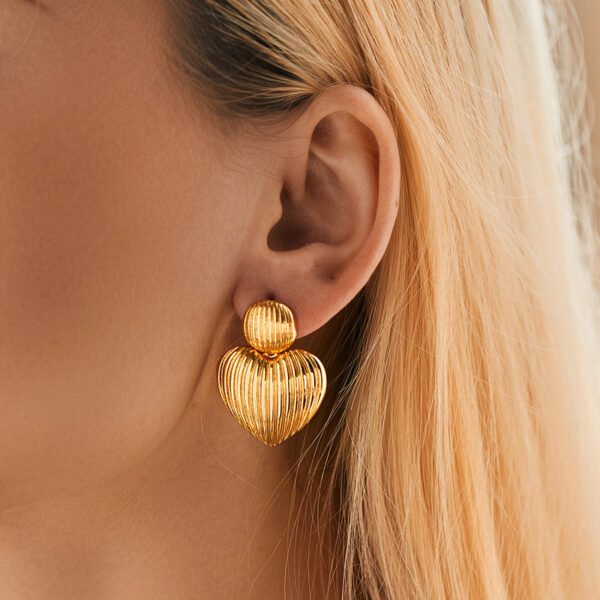 O1CN01SIFhUa1EhSbmhbVHV_2210915660383-0-cib Wholesale Copper Plated 18K Real Gold Love Earrings