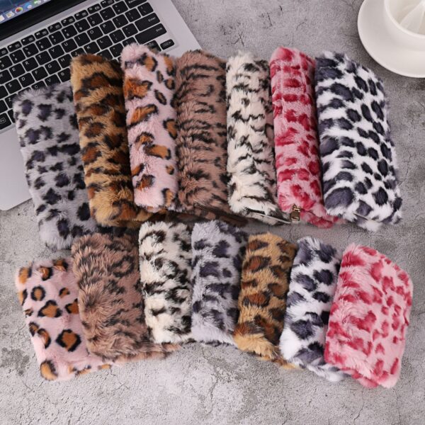 Wholesale Plush Leopard Print Zero Wallet