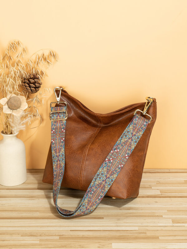 Wholesale of Large Capacity Retro Wide Shoulder Straps, Soft Leather Crossbody Shoulder Bags
