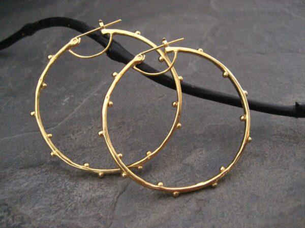 O1CN01SpA2HX1TI0iRSSNPw_2206709272358-0-cib Wholesale Jewelry Metal Material Large Earrings Alloy Earrings