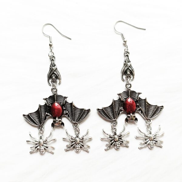 O1CN01T7muSi1VaRqSJn9qf_2212758802669-0-cib Wholesale Gothic Evil Upside Down Red Oil Drip Bat Pendant Earrings