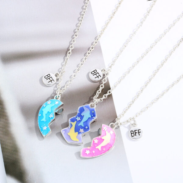 Wholesale Dolphin Oil Dripping Creative Magnet Splicing Love Alloy Children's Necklace