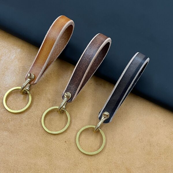 O1CN01TJntIV1Zlg1Oa03YC__2200807573235-0-cib Wholesale Genuine Leather Brass Horseshoe Chain Keychains