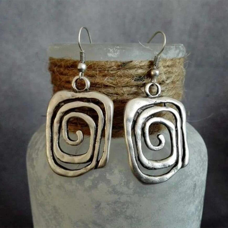 Wholesale Sier spiral hollow square vortex earrings