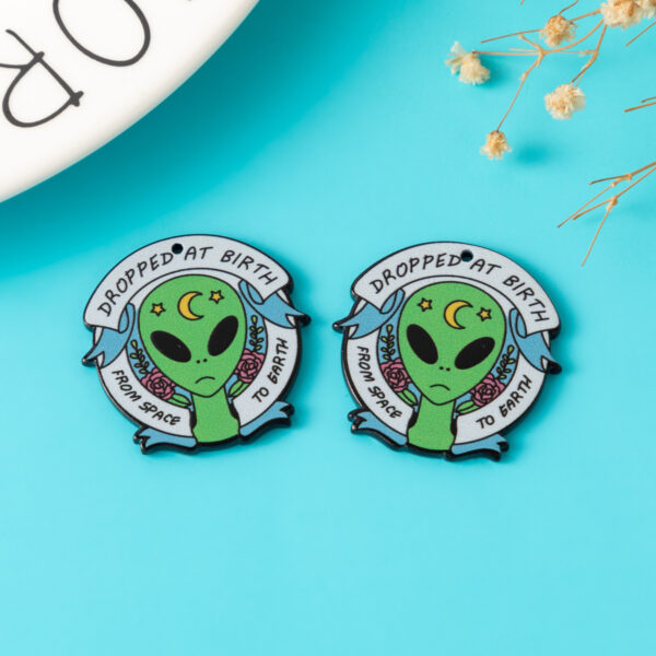 O1CN01TnFUoA2FMgTePeiXN_2209539088866-0-cib Wholesale 10pc Creative DIY Cute Funny Alien Alien Angel Accessories FlatBack