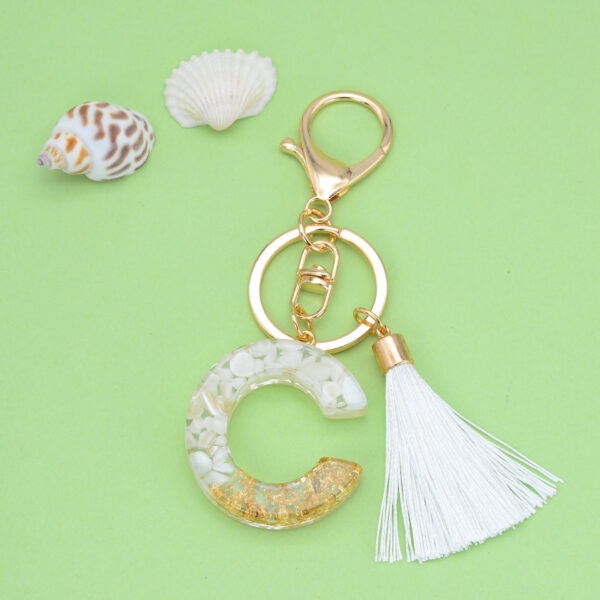 Wholesale White Tassel 26 Letter Crystal Resin Keychain