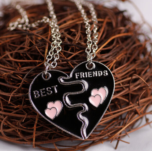 O1CN01UCNd5h23pHWsTWBB9_3260737304-0-cib Wholesale Love Stitching BEST FRIENDS Alloy Necklace Clavicle Chain Two-piece Set
