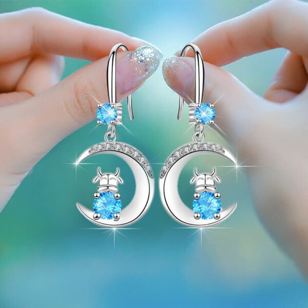 Wholesale Waterdrop Moon Diamond Alloy Earrings
